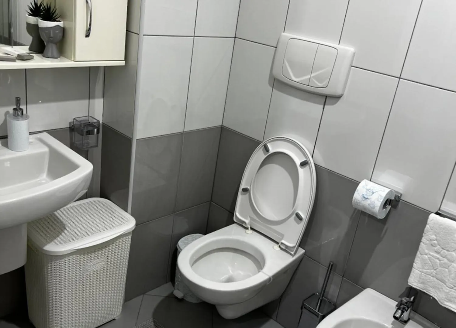 Sindi'S Daily Apartment Дуррес 0*,  Албания